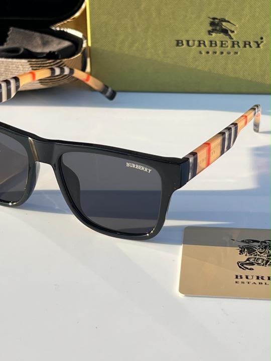 Burberry Sunglass